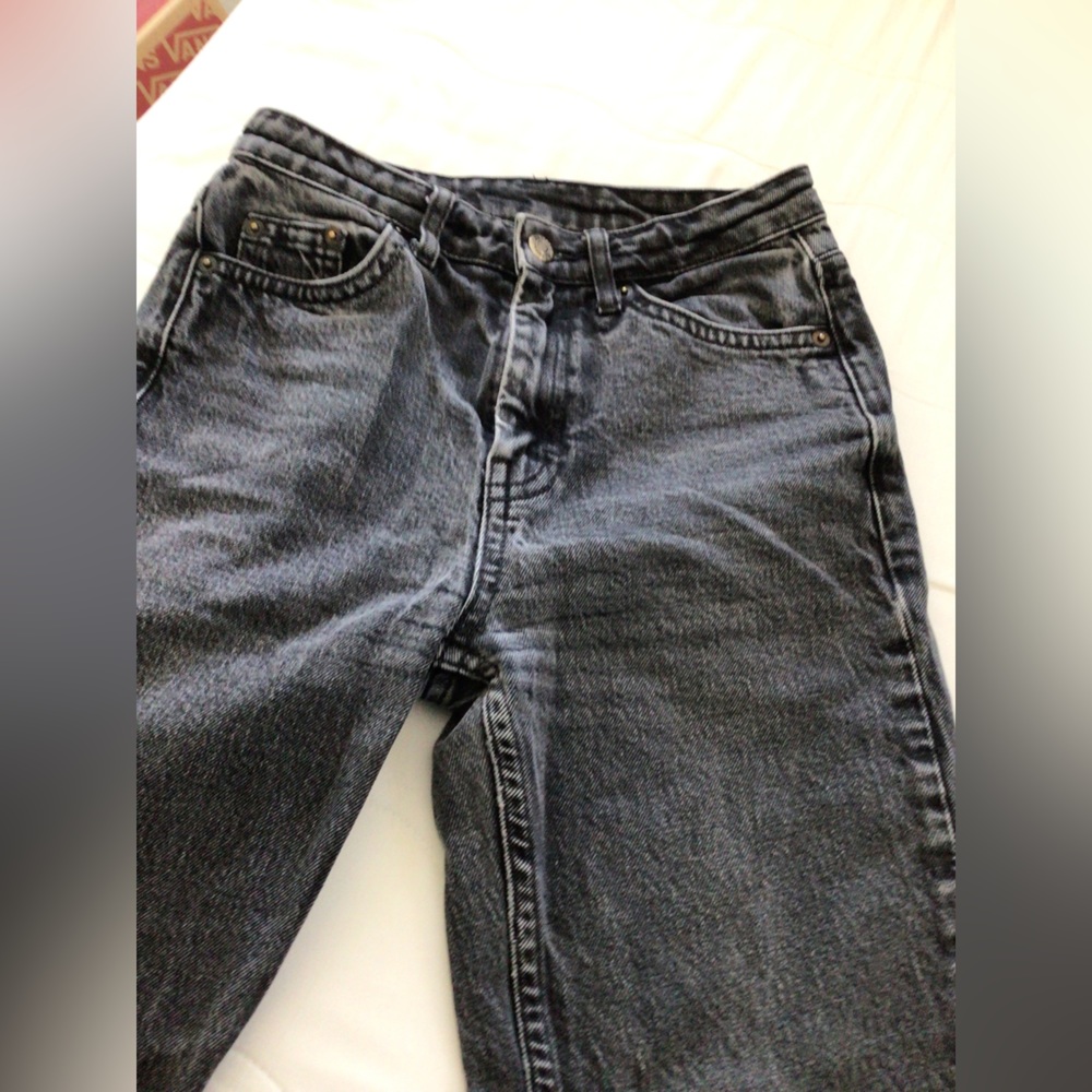 Top shop Black cutoff jeans